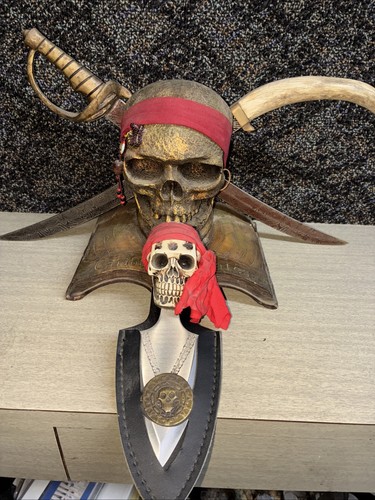Pirates Of The Caribbean Skull/damascus