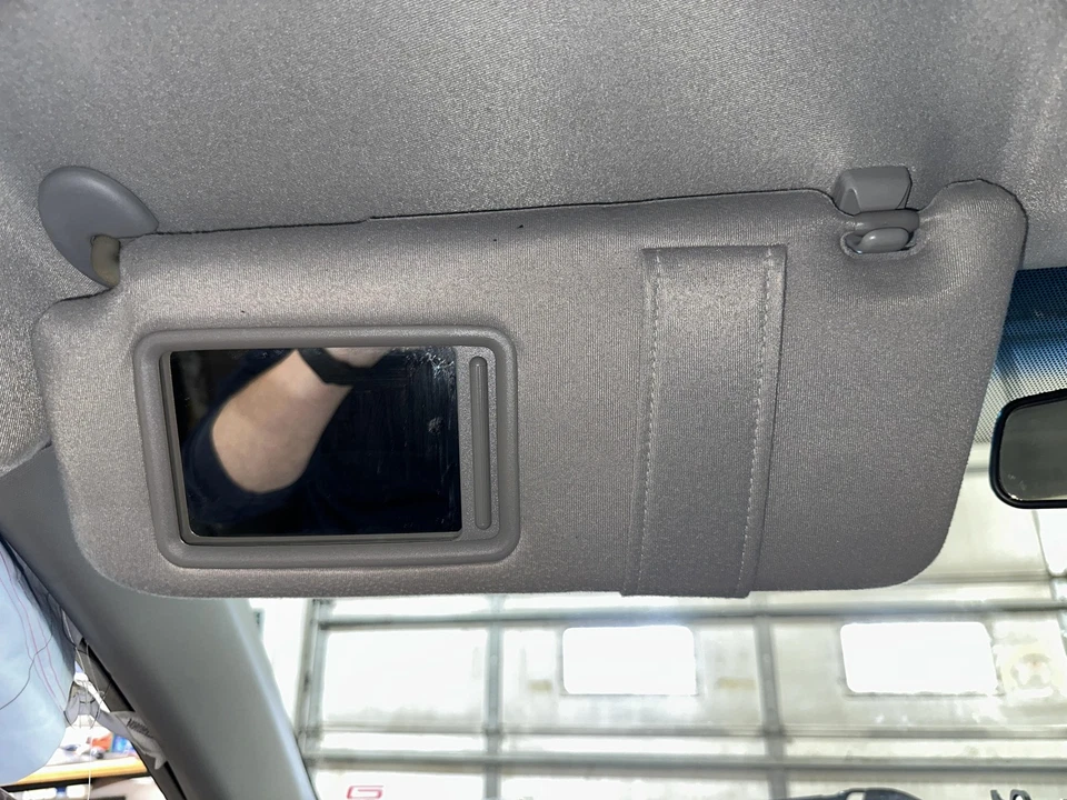 07-11 TOYOTA CAMRY Sun Visor Left GRAY W/O ILLUMINATION 7432006290B2 Foto 2 de 2