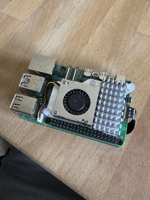 Raspberry Pi 5 - 8GB RAM, aktiver Kühlkörper, 256GB NVME + Base Hat