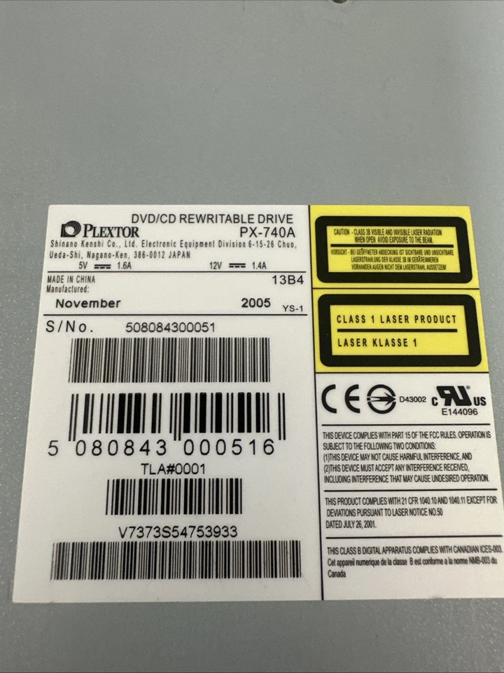 Plextor PX-740A DVD/CD ROM Rewriteable IDE Drive - Image 4 of 4