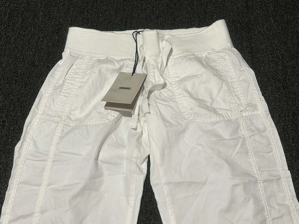 Pantalones Cortos BITTEN Sarah Jessica Parker Para Mujer’s 2 Blancos Informales Nuevos con Etiquetas NUEVO Foto 2 de 4