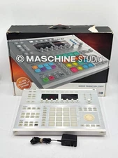 Native Instruments Machine Studio DJ Mixer White