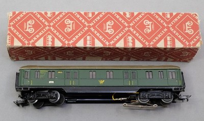 Marklin Vintage Tin Plate  HO 346/5 Mail Car with Light and Roof Windows