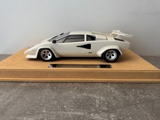 LAMBORGHINI COUNTACH LP5000S 1982 WHITE BLANCHE MAKE UP IDEA 1/18 IM066A
