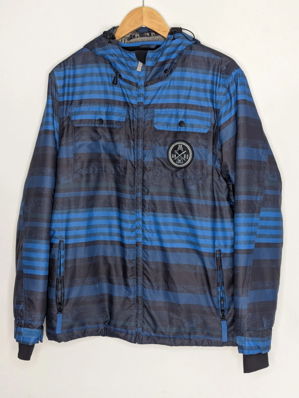 Retro 100% Genuine MAMBO Blue Hooded Full Zip Ventilated Snow Ski Jacket Mens M
Opens in a new windo