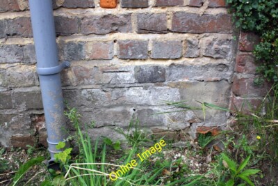 Photo 6x4 Benchmark on 'The Old School' Streatley/SU5980 Ordnance Survey c2014