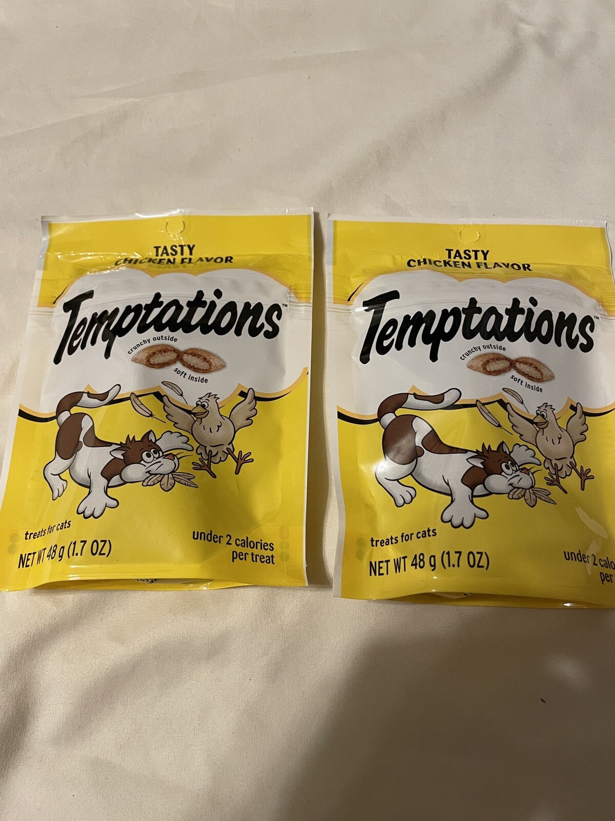 Whiskas Temptations Tasty Chicken Flavor 1.7 oz (2 Packs)