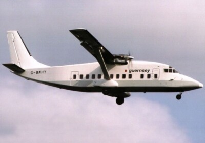 Guernsey Airlines Shorts 360 G-BMHY London LGW 1989 postcard