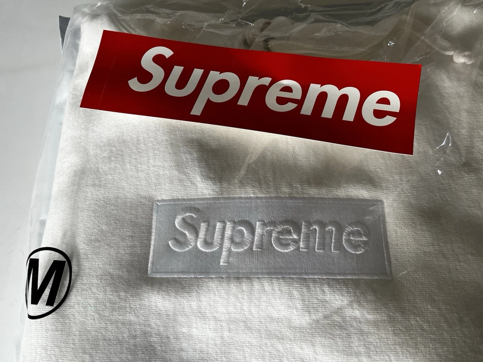 Sweat à capuche logo boîte suprême M