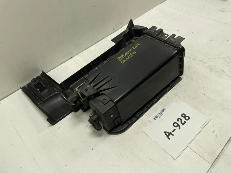 Ford Explorer XLT 2011 bote de vapor de combustible OEM+ Foto 3 de 4