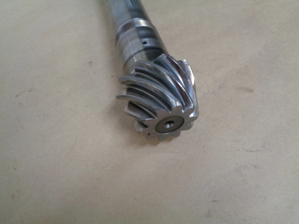Ferrari 430...Eje de transmisión,,Parte# 197811 Foto 3 de 4