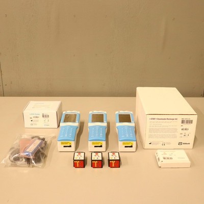 3x Abbott i-STAT 1 300W Drahtloses Blutanalysator-System Mit Zubehör