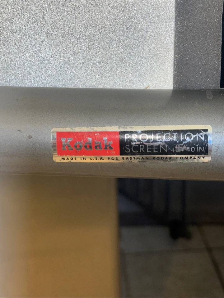 Pantalla Proyector Kodak Vintage 40x40 pulgadas 8 mm EE. UU. Foto 2 de 4