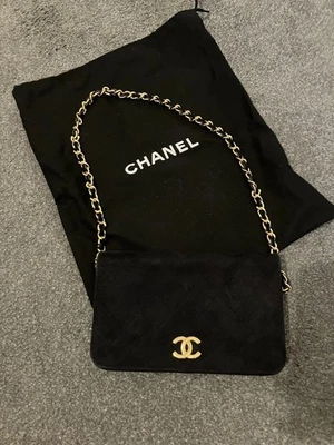 CHANEL Matelassé Suede Bag, Vintage, Pre-owned - Image 1 of 4