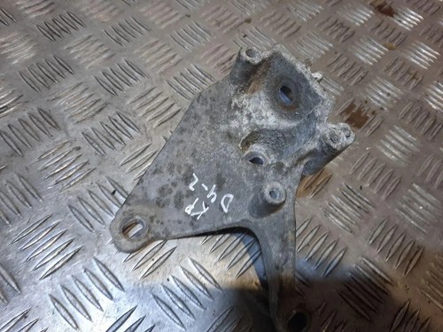 AUDI A8 D2 4D2, 4D8 Getriebehalter 4H0399113 4.00 Petrol 2013 33412460