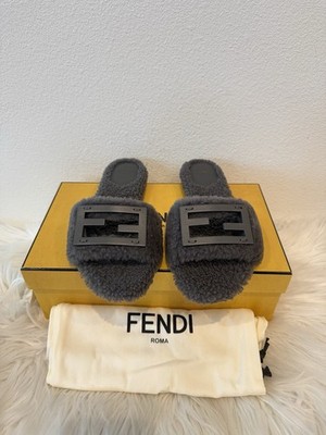 NIB Fendi Baguette Sheepskin Shearling Fur FF Slide Signature Feel Sandal 37.5