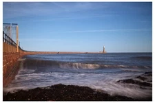 Roker pier & Lighthouse, Sunderland, UK  - 18" x 12" PRINT - SEASCAPES & PIERS