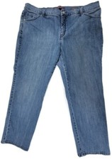 Gloria Vanderbilt Women's Blue Denim Straight Leg Amanda Jeans 18 Short 40x27 