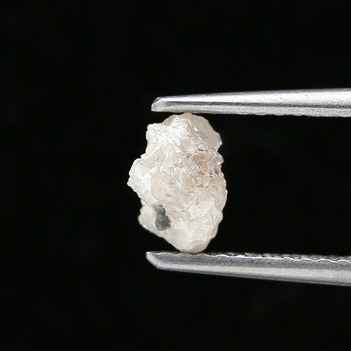 Diamant Brut Naturel 0.26 Ct Forme Polygonale Laiteux Rose – Pierre Précieuse Non Taillée