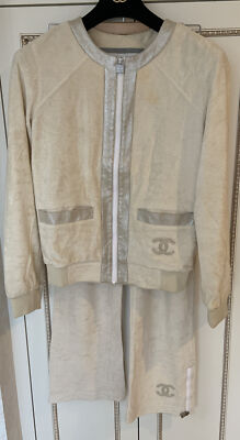 Chanel beige terry sport women set: pants size 40, jacket size Made In  Italy