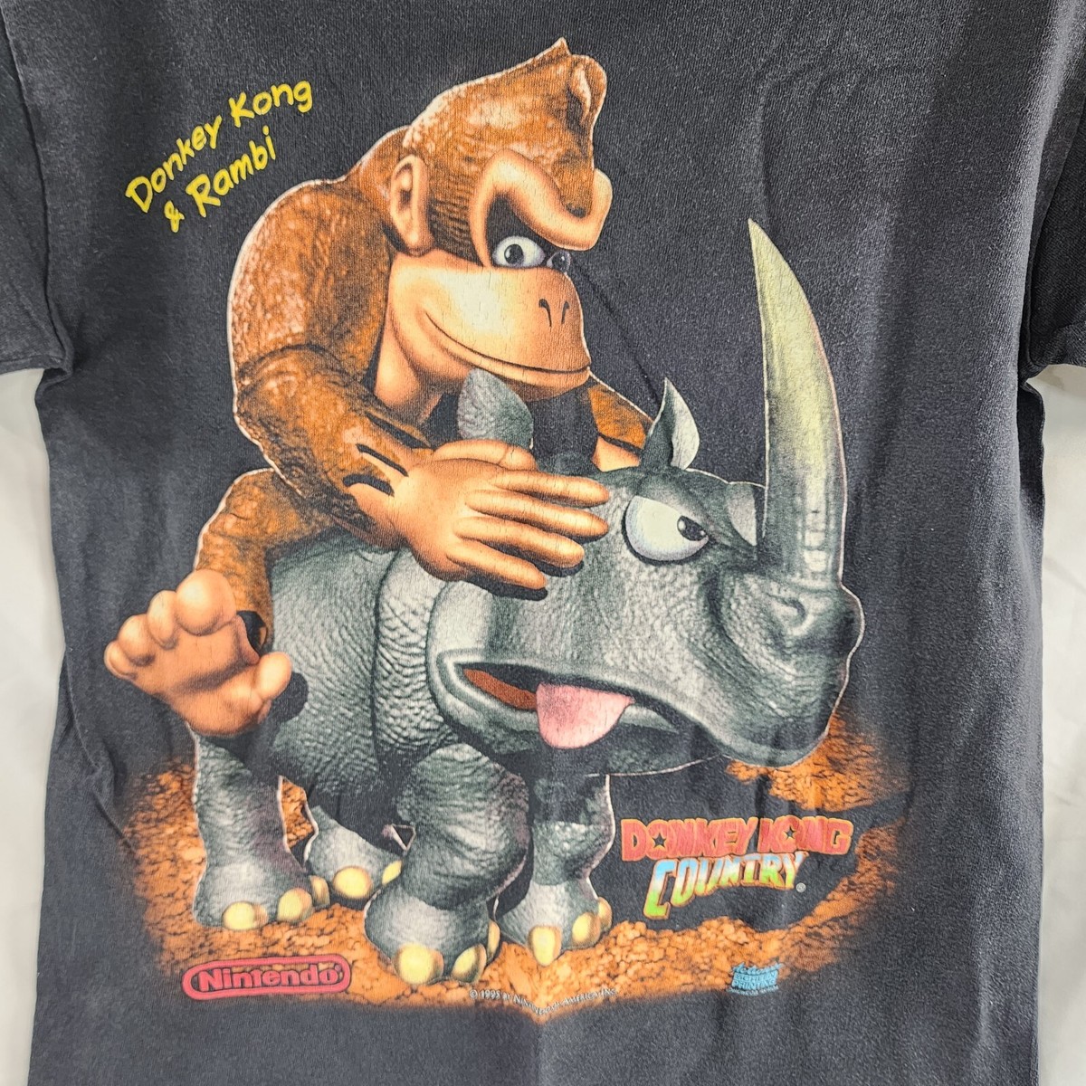 Vtg Donkey Kong Country Nintendo DK & Rambi T Shirt USA Rare 1995