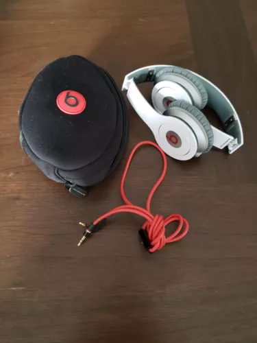 Beats by Dr. Dre Solo HD Monster  Headphones (White/Red) W/ Case