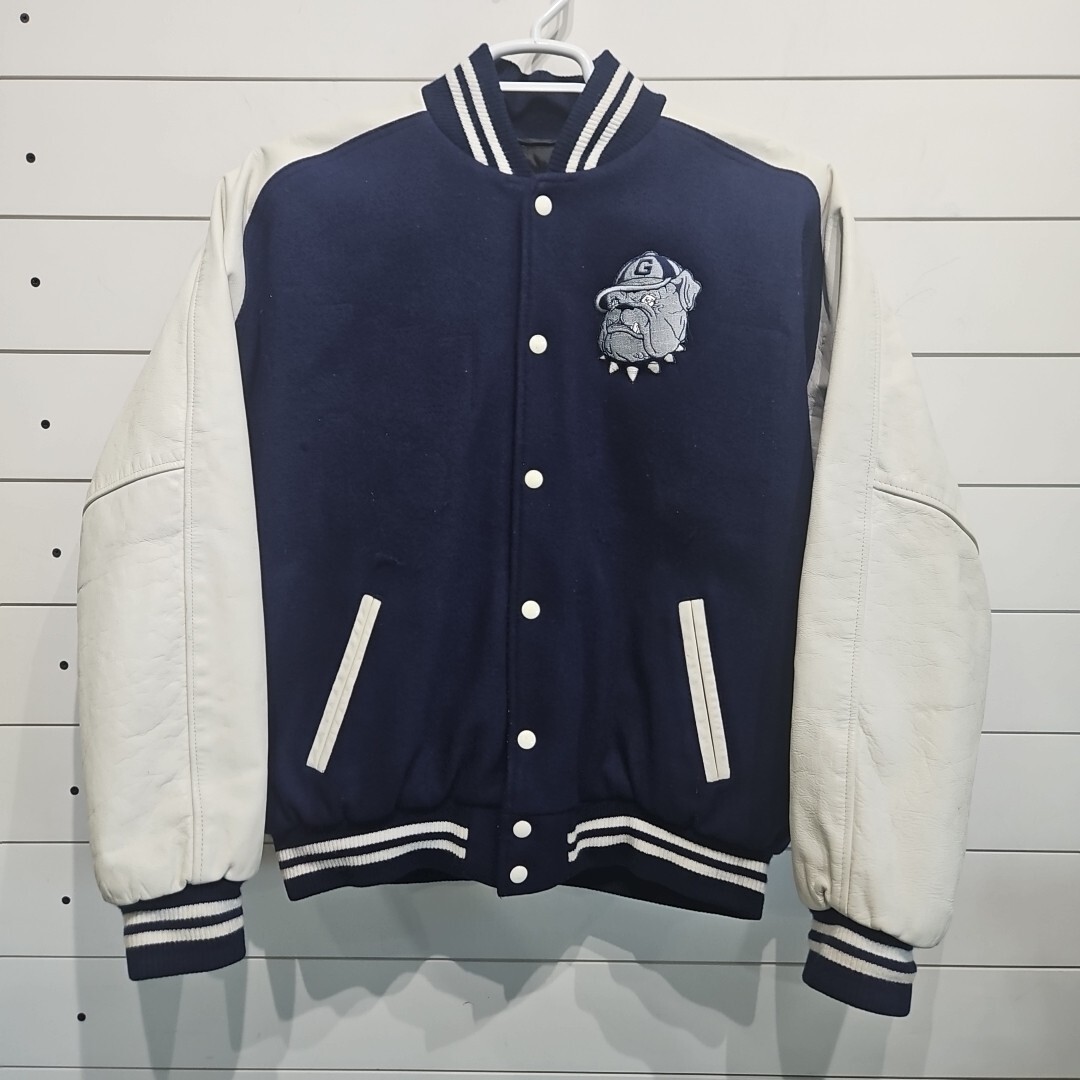 デニーとらら カレッジ NCAA HOYAS 刺繍 ウール×本革中綿スタジ 入手困難】カレッジ 公式 NCAA HOYAS 刺繍 ウール×本革中綿スタジャン