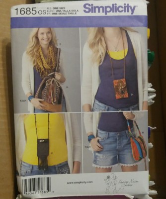 Simplicity sewing pattern Lindsay Mason Couture 1685 one size