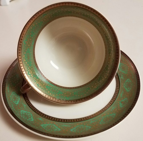 ROSENTHAL Germany Bavaria DEMITASSE Espresso Cup and Saucer Green Gold China - Picture 2 of 7