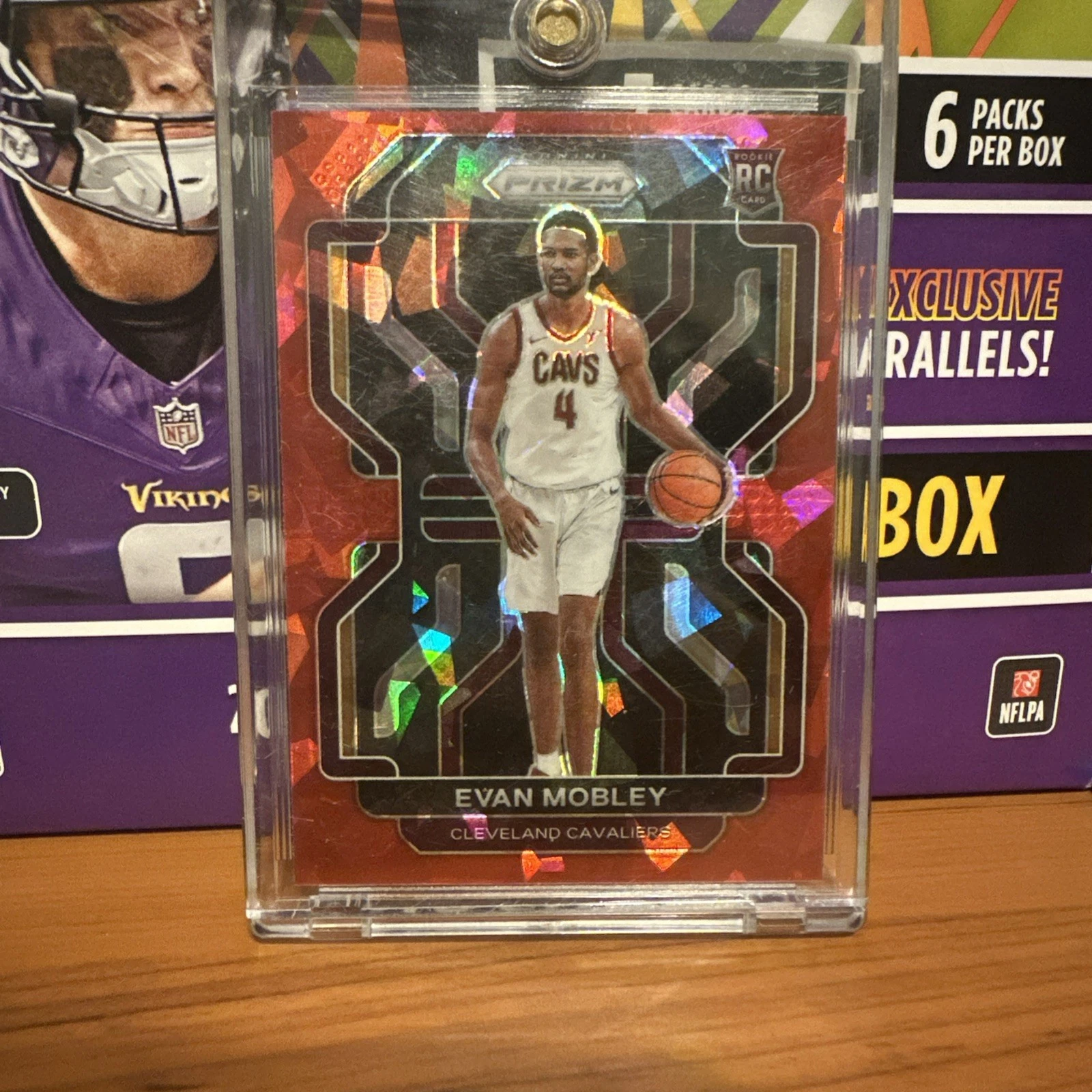 2021-22 Panini Prizm - Evan Mobley #325 Red Ice Prizm (RC)