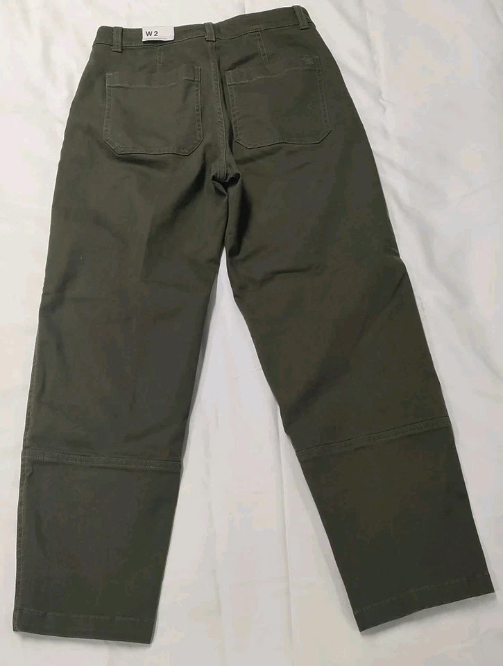 ¡NUEVO CON ETIQUETAS! Pantalón barril Alpine Design para mujer talla 2 - vintage oliva precio de venta sugerido por el fabricante 78 USD Foto 2 de 4