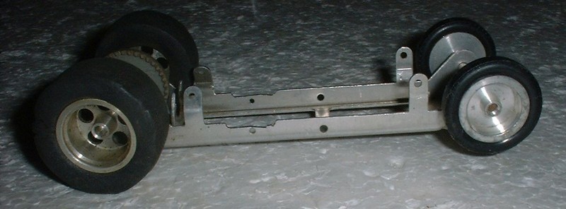 1960's Rannalli slot car chassis * Aluminum * 4 F1 * 1/24 scale * 5 Hole wheels