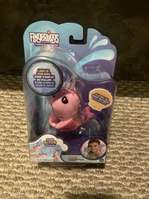 WOWWEE FINGERLINGS - RACHEL THE PINK BABY NARWHAL - FRIENDSHIP @ YOUR FINGERTIPS