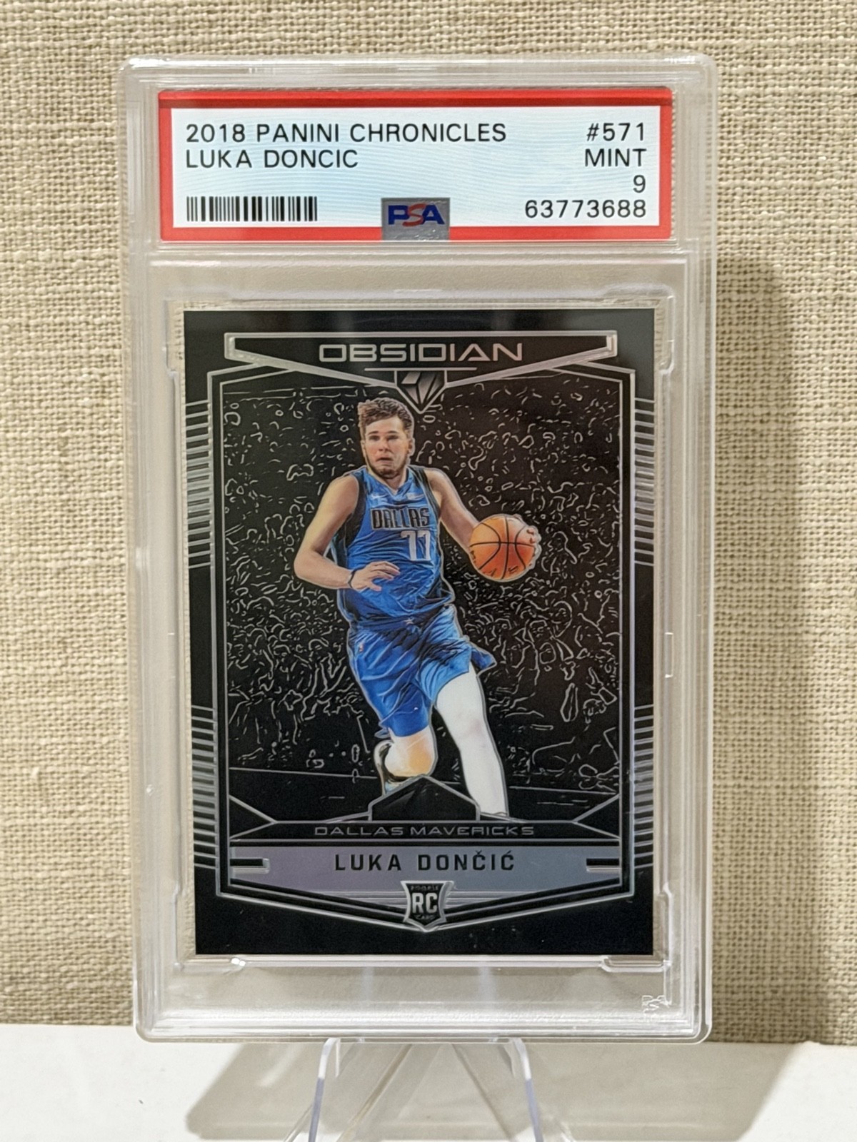 2018-19 Panini Chronicles - Obsidian Preview Luka Dončić #571 (RC)