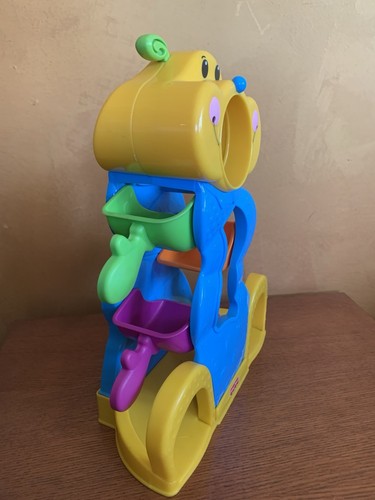 Vintage Fisher Price Roll A Rounds Tumble Bug Toy 2005 W/no Balls H8093 Mattel - Picture 2 of 6