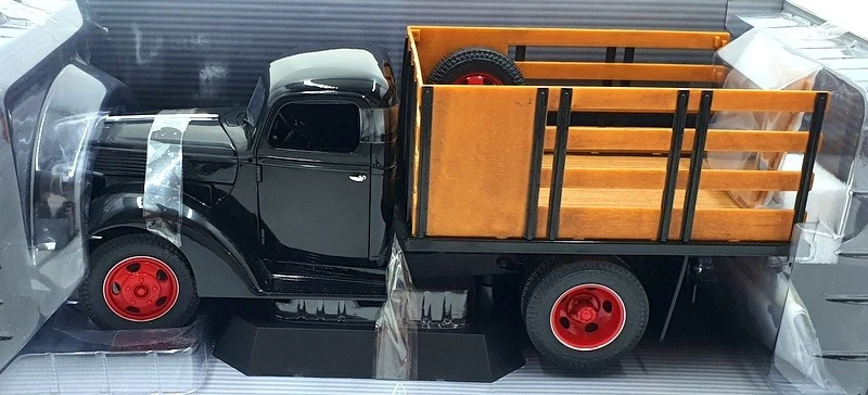 Highway 61 1/16 Scale Diecast 50257 - 1940 Ford Stake Truck - Black - Image 3 of 4