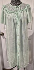 Philmaid Vintage Robe Nightgown Size Med Mint Green Embroidered Nylon Buttoned