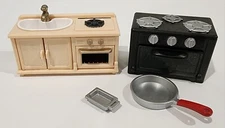 Sylvanian Families Calico Critters Classic Kitchen Set