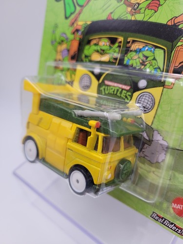 Hotwheels 1:64 Party Wagon Turtles - Picture 2 of 3
