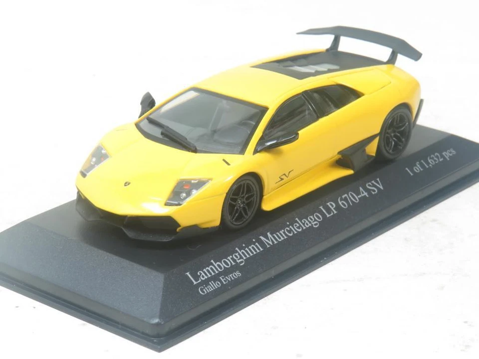Minichamps 400 103940 Lamborghini Murcielago LP 670-4 SV 2009 1.43 Scale Boxed - Image 2 of 4