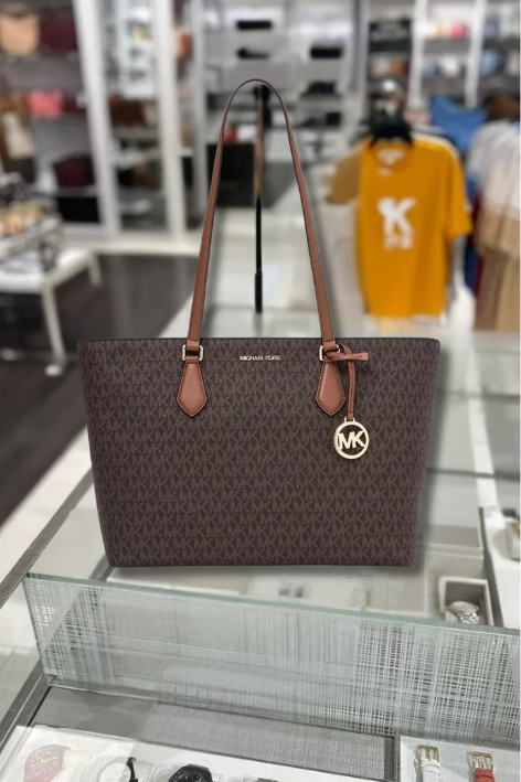 Michael Kors Sheila Large Multifunction Tote Bag + Top Zip