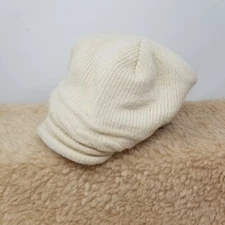 VTG Wigwam Woolen Mills Women's Knit Beanie Ski Hat USA Made White Look