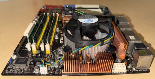 ASUS P5K Deluxe P35 LGA 775 Intel Core2 Quad CPU @ 2.40 GHz 8Gb DDR2 UDIMM RAM - Afbeelding 17 van 21