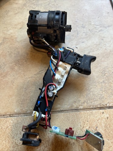 DeWalt OEM NA659135 Drill Motor & Switch DCD991B DCD996B DCD996M2V DCD991P2