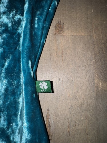 LuckyLeo Dancewear Leotard Adult Medium Teal crushed velvet Dance Wear - Picture 2 of 7