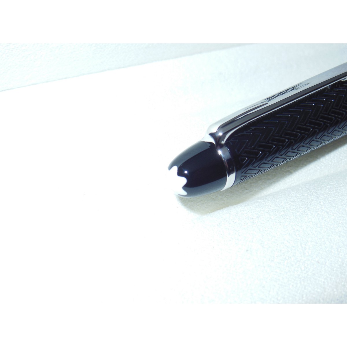 New Montblanc for BMW Meisterstuck Platinum/Black Midsize