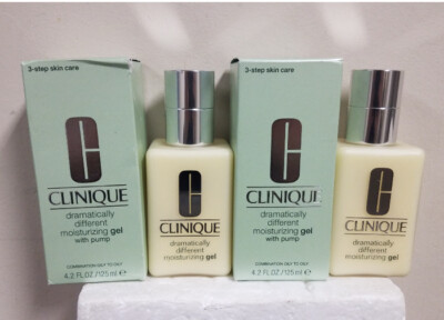Clinique Lot of 2 Dramatically Different Moisturizing Gel Pump 4.2 Oz.New in Box