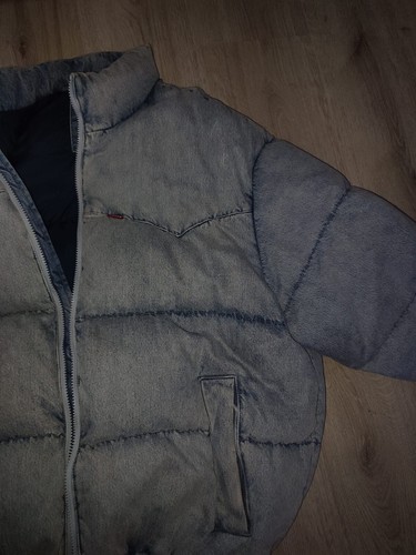 Levi's Jeans-Puffer-Jacke, hellblau Gr. L, wenig getragen - Bild 3 von 7