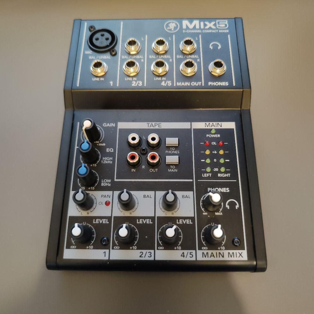 Mackie MIX5 Ultra Compact Analog Mixer 5 Channel 2 Band Portable