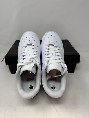 Size 6 - Nike Air Force 1 x Supreme Low Box Logo - White for